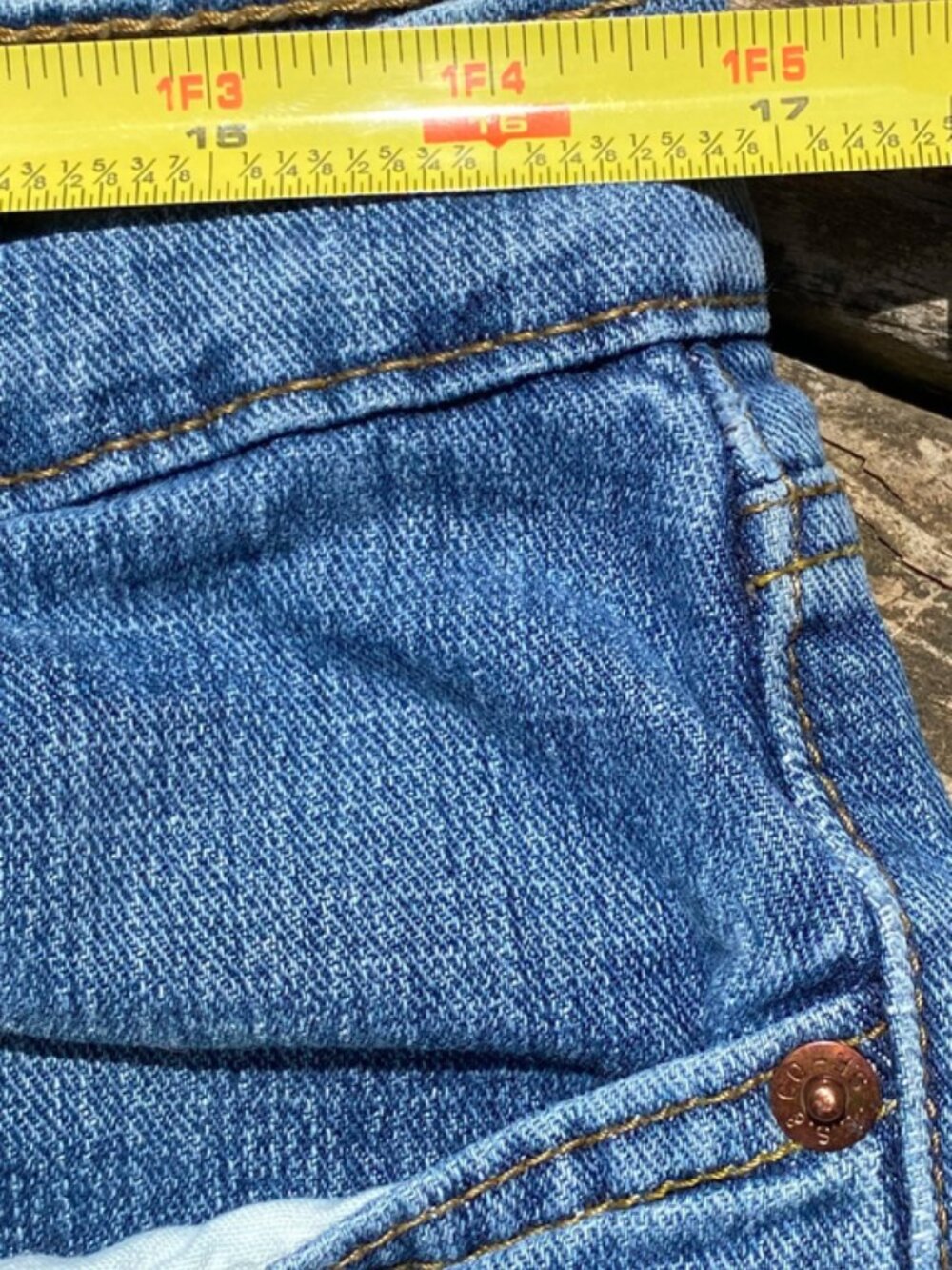 Signature Levi Strauss & Co. Relaxed Fit Jeans 34x32 Blue Denim Jeans - Picture 10 of 13